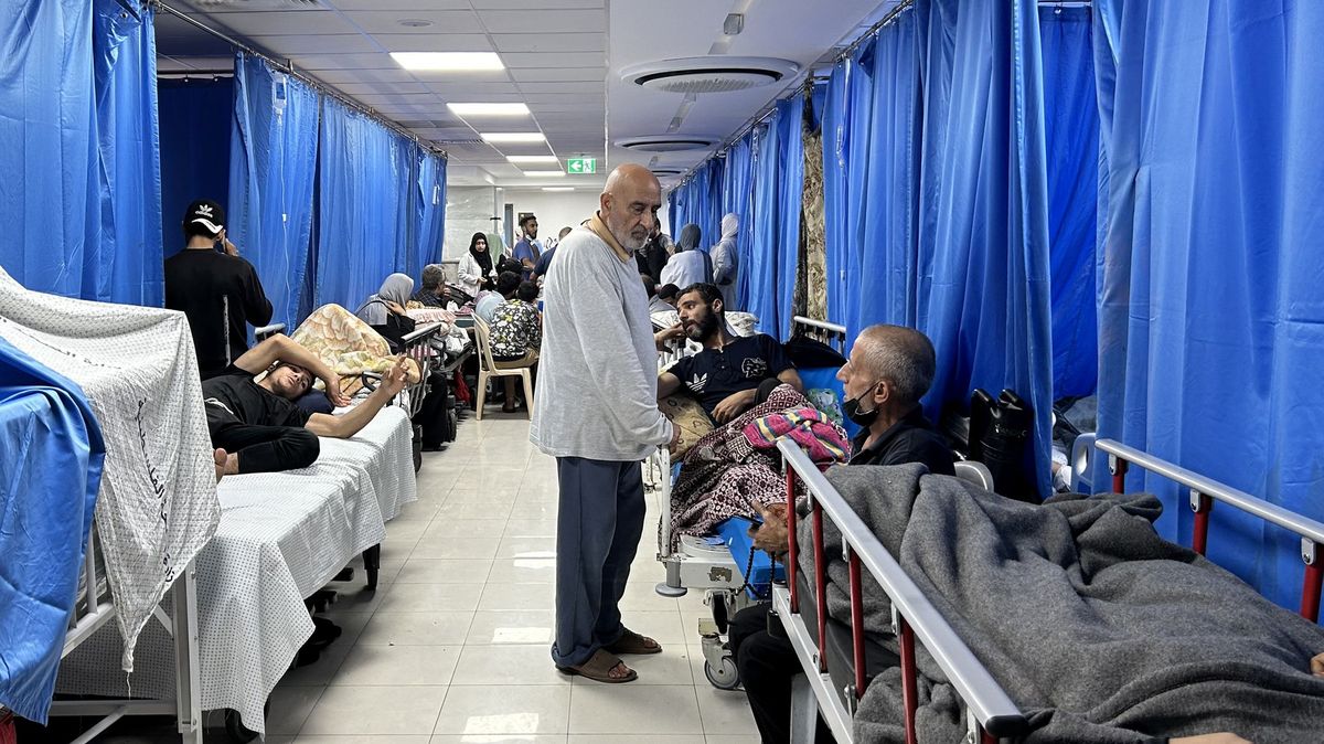 Izrael v neděli evakuuje děti z nemocnice Šífa, Hamás ztrácí vládu nad Gazou